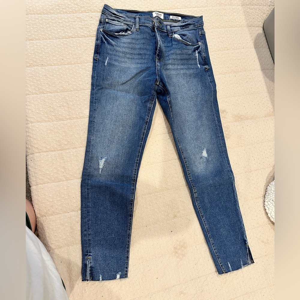 Kensie jeans, never worn, perfect condition